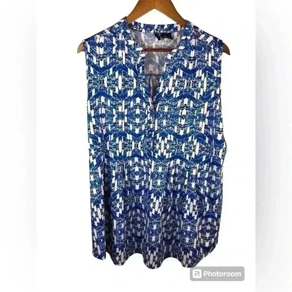 New Directions Belk Brand Womens 2X blue and white geometric print blouse - Picture 1 of 4